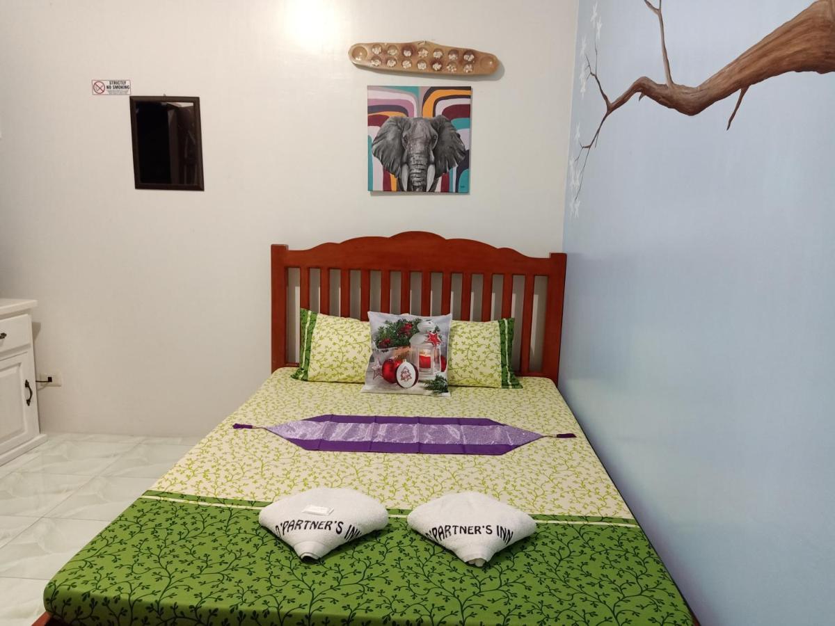 D' Partner'S Inn Jagna Kültér fotó